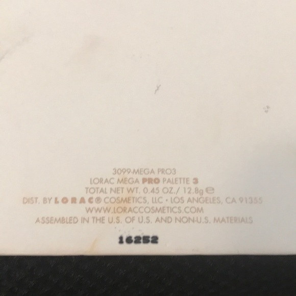 Lorac Pro Mega 3 Eyeshadow Palette - Picture 3 of 4